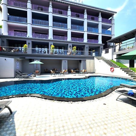 Zo Amalthea Hotel Patong Buitenkant foto
