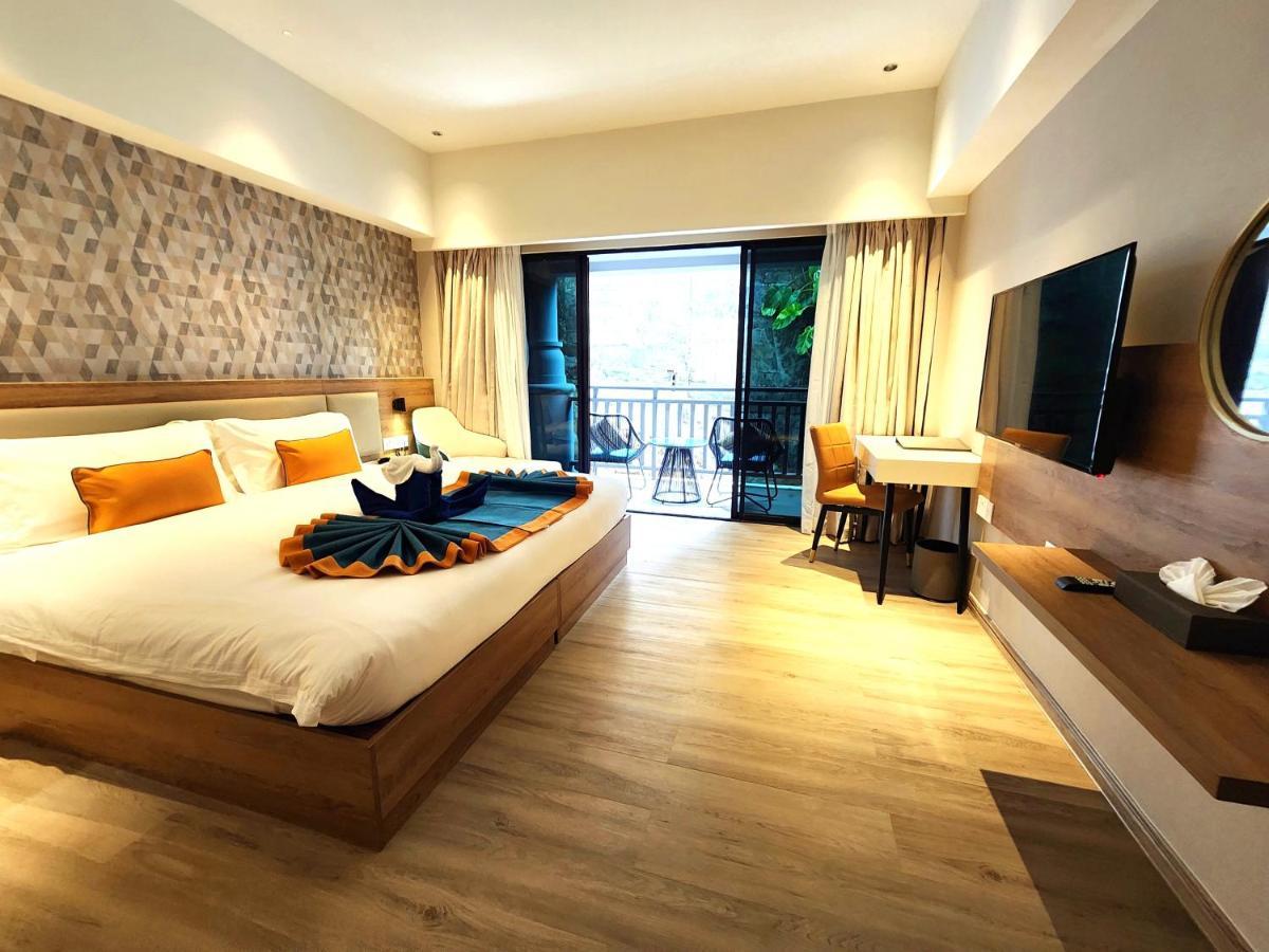 Zo Amalthea Hotel Patong Buitenkant foto